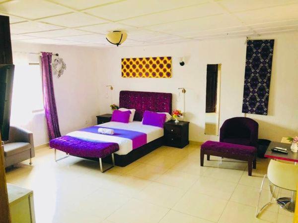 Zunox Guest House Freetown Exterior foto