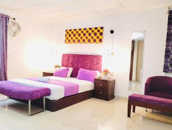 Zunox Guest House Freetown Exterior foto