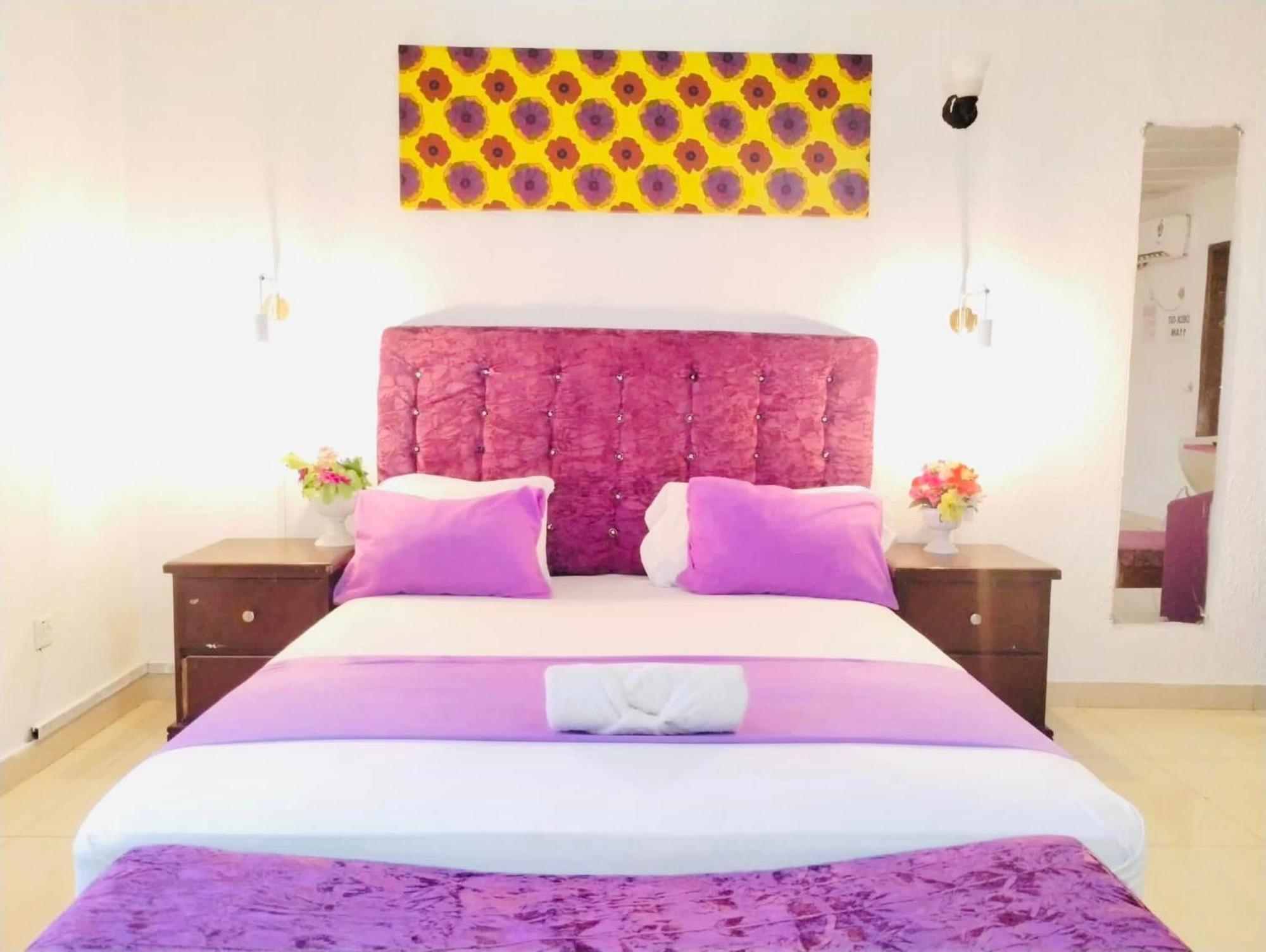 Zunox Guest House Freetown Exterior foto